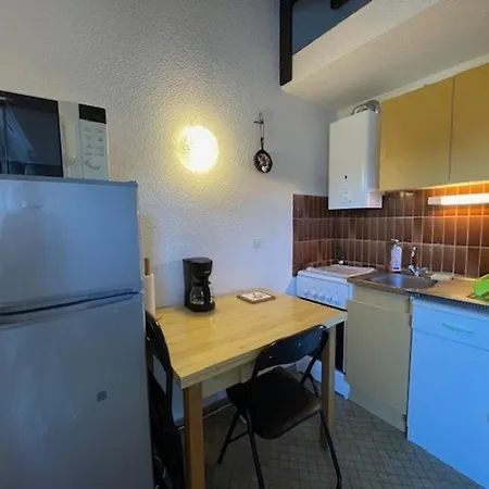 Pres Village Naturiste - 4 Pers. - Fr-1-880-11 Apartment *